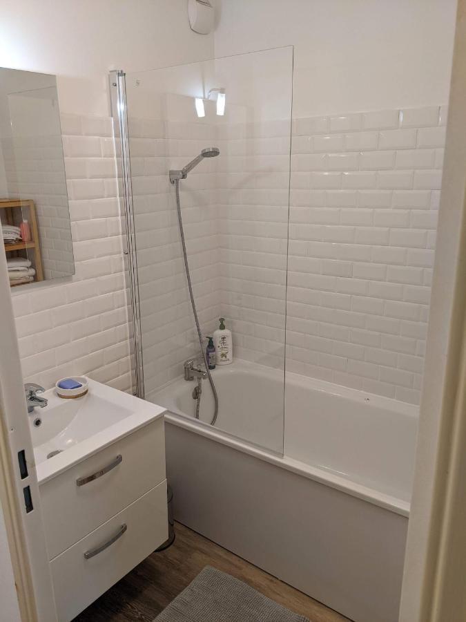 Appartement Sqy ギュイヤンクール エクステリア 写真
