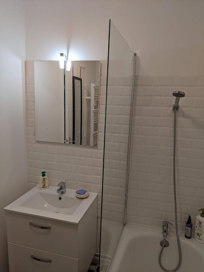 Appartement Sqy ギュイヤンクール エクステリア 写真